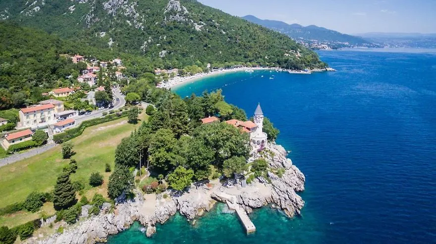 Bed And Breakfast Villa Maria Lovran Croatia