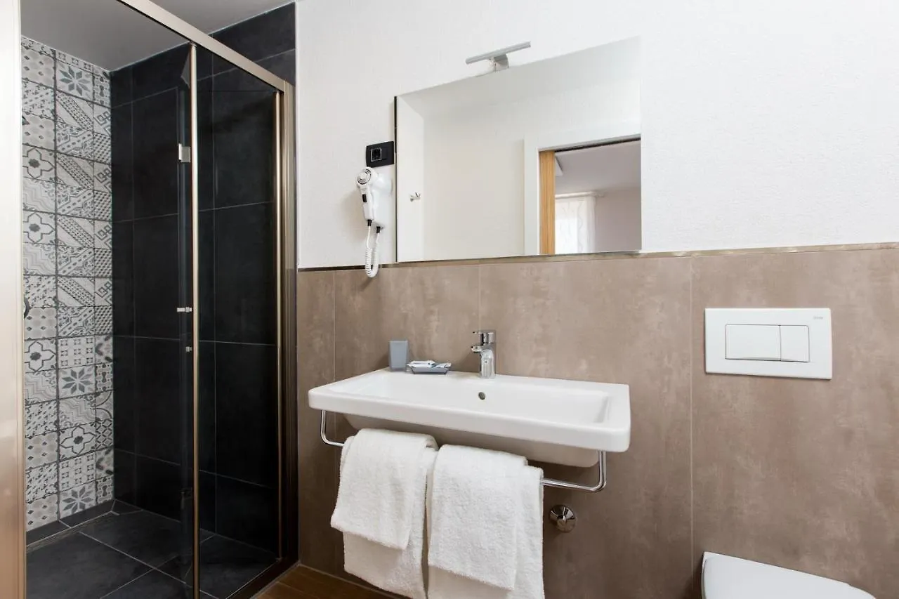 Bed And Breakfast Villa Maria Lovran Croatia